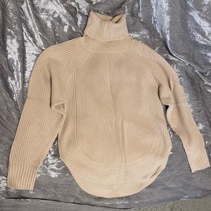 Aritzia, Wilfred Free, 100% merino wool turtleneck